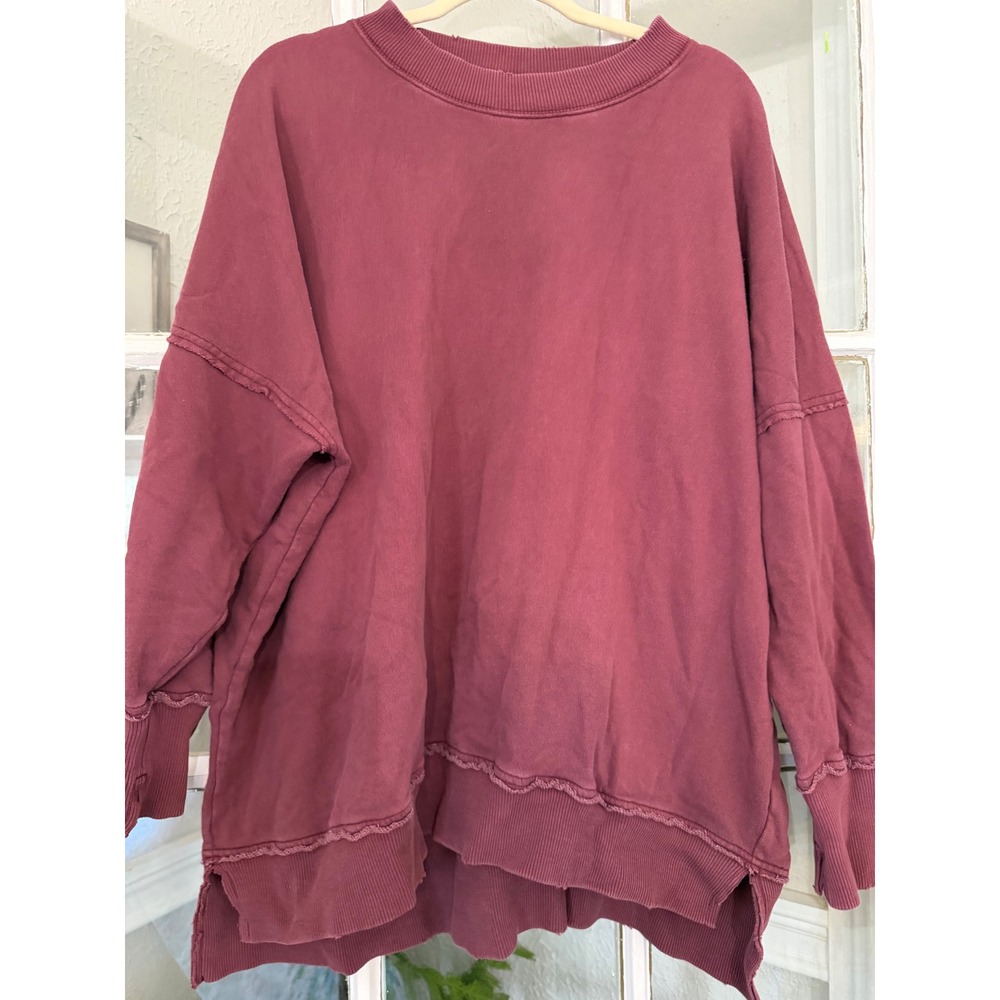 Aerie Oversized Burgundy Crewneck Sweatshirt Raw Seam High Low Hem Medium